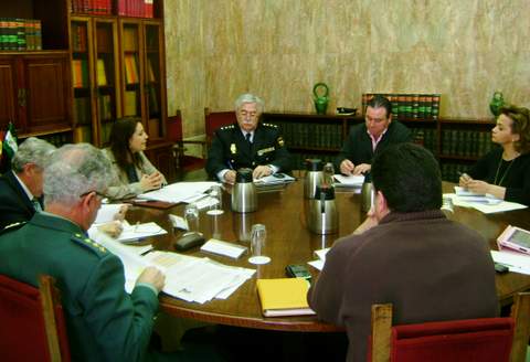 La delegada del Gobierno en Andaluca anuncia un paquete de medidas para prevenir los robos en el campo