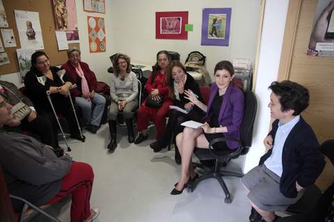 La concejala de Igualdad, Carolina Lafita, visita las sedes de todas las asociaciones de mujeres de la ciudad y recoge sus inquietudes