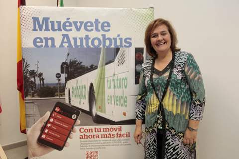 El Ayuntamiento promueve el uso del transporte pblico con la campaa Muvete en autobs