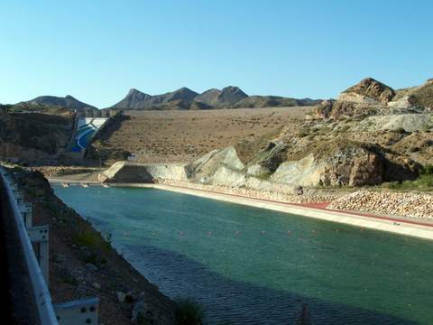 El agua que Galasa suministra al Levante almeriense podría provocar cáncer
