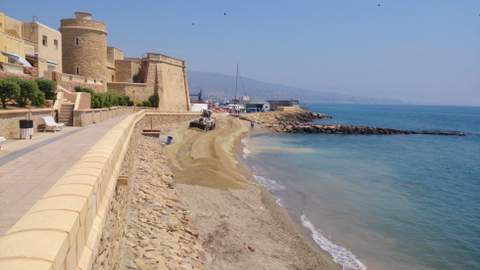 Regeneracin de la Playa del Castillo y Faro de Roquetas de Mar