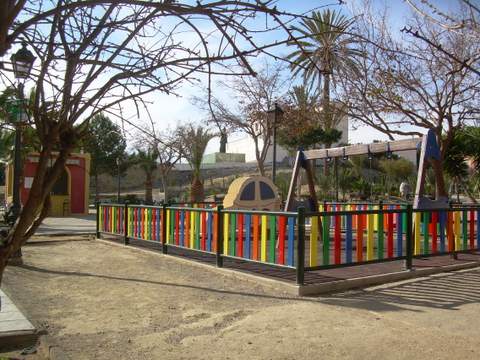 Noticia de Almera 24h: El ayuntamiento de Huercal de Almera lleva a cabo diversas actuaciones de mejora en el parque El Cercado