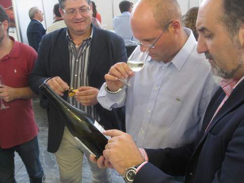 Noticia de Almera 24h: El valor de las exportaciones de vino de Almera se incrementa un 46% entre enero y octubre de 2013