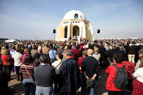 La Romera a Torregarca congrega a ms de 6.000 personas en el 511 aniversario de la aparicin de la Virgen del Mar