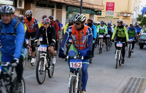 La II CARRERA SOLIDARIA GEODA DE PULP͔ acoger las modalidades de Carrera a pie, Senderismo y Mountain Bike