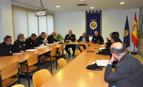El Subdelegado del Gobierno en Almera felicita a la Polica Nacional por su labor durante el ao 2013