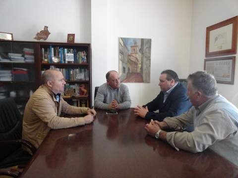 ASAJA y el alcalde de Adra se renen para abordar los asuntos agrarios del municipio 