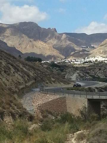La Diputación realiza obras de mejora en la carretera que une la Autovía del Mediterráneo con la Villa de Níjar