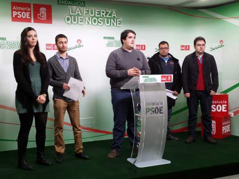 Juventudes Socialistas de Almera critica que el PP endurezca los requisitos para acceder a la beca Erasmus