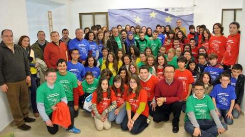 Economa y Educacin abren el plazo de inscripcin al IV Concurso escolar Andaluca se mueve con Europa