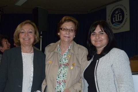 Noticia de Almera 24h: La Consejera de Educacin rinde homenaje en Almera a los profesionales jubilados