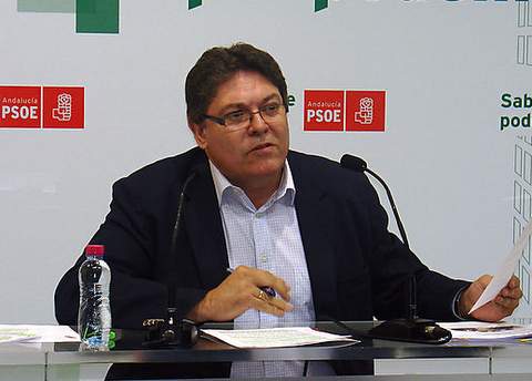 El PSOE lamenta que el PP quiera usar a los trabajadores municipales y sus derechos “solo para atacar al alcalde”