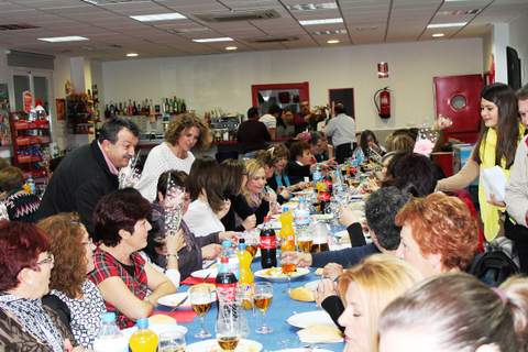 Las mujeres Pulpileas, se renen en una cena conmemorativa de EL DA INTERNACIONAL DE LA MUJER