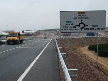 La Consejera de Fomento abre de nuevo al trfico la carretera A-350, entre Hurcal-Overa y Pulp