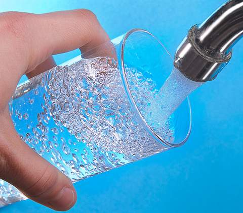 Derecho a Agua, primera Iniciativa Ciudadana Europea que obtiene xito
