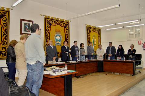 El Ayuntamiento aprueba por unanimidad instar a la Junta de Andaluca a abrir la Guardera Municipal