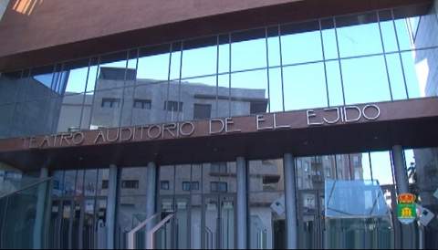 Noticia de Almera 24h: El Teatro Auditorio de El Ejido se iluminar de azul para conmemorar maana el Da Mundial del Autismo