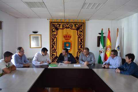 Noticia de Almera 24h: COAG se rene con los alcaldes de la provincia para que exijan a Montoro una correccin de errores urgente para los agricultores y ganaderos de Almera