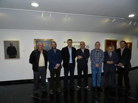 El Teatro Villa de Hurcal-Overa acoge la exposicin Retratos de Andrs Garca Ibez 