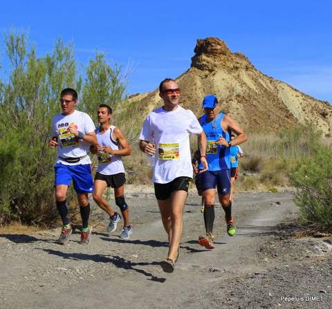 Noticia de Almera 24h: xito rotundo, 670 corredores participan en la  VIII Carrera del Desierto Tabernas