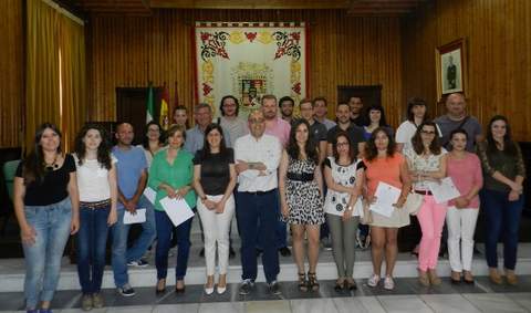 Noticia de Almería 24h: El Ayuntamiento pone en marcha la segunda edición del programa de prácticas en empresas para jóvenes