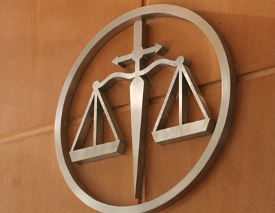 Noticia de Almera 24h: La Junta culmina el pago de la justicia gratuita a los abogados de Almera en 2013 con el abono de ms de 300.000 euros