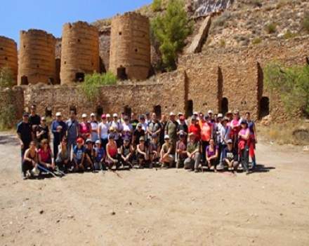 Noticia de Almería 24h: Un grupo de senderistas visitan “la Mina de los Tres Pacos” 