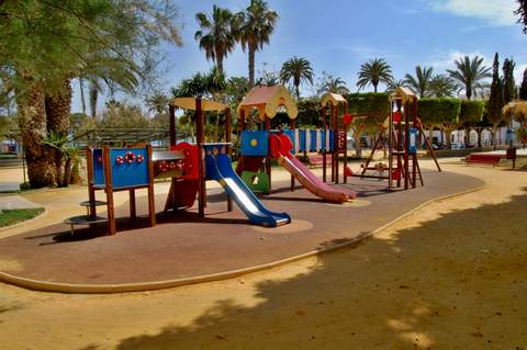 El Ayuntamiento ampliar la zona de juegos infantiles del Parque Andaluz