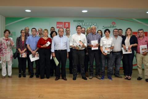Noticia de Almería 24h: El PSOE repartirá 40.000 folletos para pedir al Gobierno que extienda la rebaja fiscal a los agricultores de toda la provincia