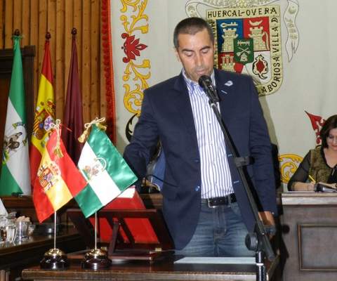Emilio Pérez Parra toma posesión de su acta como concejal del Ayuntamiento de Huércal-Overa