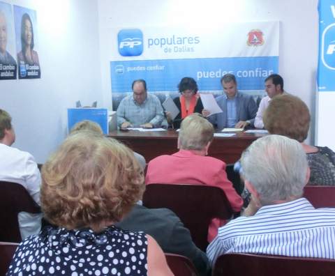Noticia de Almería 24h: Carmen Navarro y Amós García: “El PP ha asegurado por Ley las pensiones para evitar que el PSOE pueda volver a congelarlas”