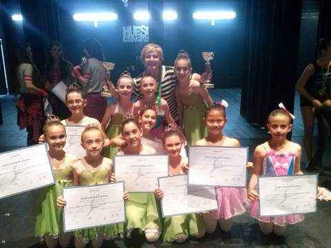 Las chicas del Taller de ballet de Hurcal-Overa triunfan en la Final del Concurso Nacional Anaprode en Huesca