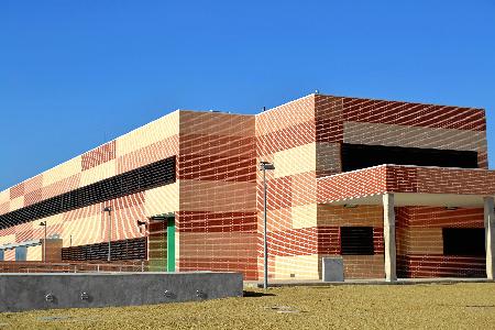 Noticia de Almera 24h: Educacin destina casi 300.000  del Plan Ola a la construccin de un gimnasio en el colegio Jos Saramago de Vcar