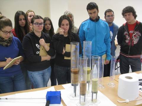 La Junta imparte un curso sobre suelo, nutricin y medio ambiente y otro sobre relaciones empresariales en la agricultura intensiva