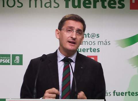El PSOE considera “alarmante” que casi la mitad de los parados almerienses no reciban ninguna prestación