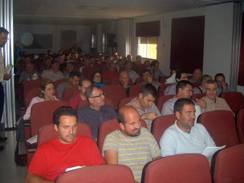 La Junta celebra en Almera un curso sobre empresa agraria para la incorporacin a la agricultura intensiva