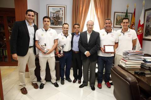 El alcalde de Almera recibe al equipo de regatas HST, campen de Espaa y de Andaluca de Platu 25