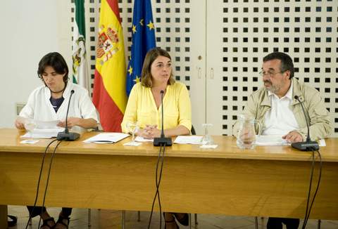 Noticia de Almera 24h: La Junta invertir 2,2 millones en la rehabilitacin energtica de 55 edificios con 389 viviendas pblicas en Almera