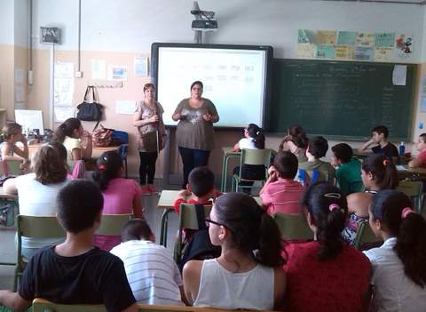 Noticia de Almera 24h: Alumnado del Casco Histrico aprende sobre discapacidad con socios de Verdiblanca