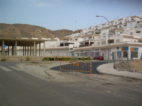 El ayuntamiento mejora el acceso desde c/ Arcilla a la Balsa de los Cinco Picos