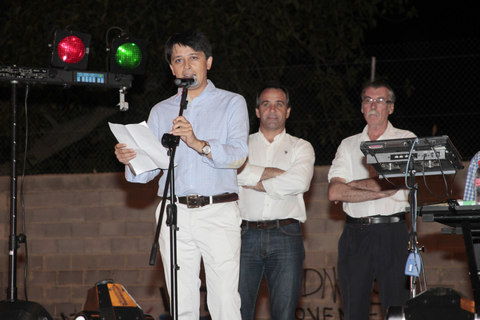 Manuel Guzmn da el pistoletazo de salida a las fiestas del barrio de San Luis con la lectura del Pregn