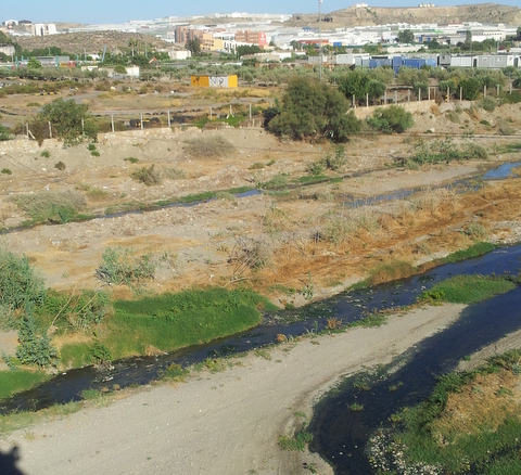Noticia de Almería 24h: ACH pide sentido común a las administraciones a fin de evitar las molestias a los ciudadanos y los vertidos en el río Andarax