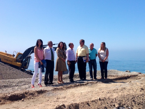 Crespo anuncia que 14 empresas aspiran a redactar el proyecto de recuperacin de las playas de Adra y El Ejido