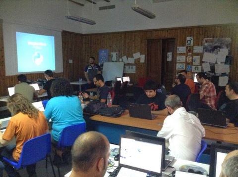 El centro Guadalinfo acoge un encuentro provincial de usuarios del lenguaje de programacin Python