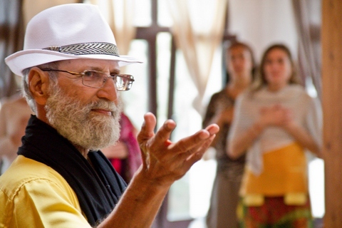 Firak, un Maestro de la India elige Almería como lugar para impartir sus Talleres de Zen Tantra