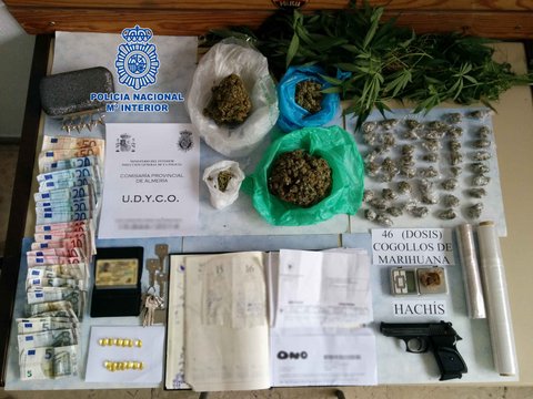 Noticia de Almería 24h: La Policía Nacional desmantela un importante punto de venta de drogas en Almería