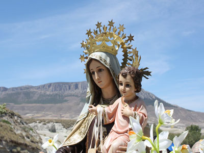 VIRGEN DEL CARMEN. Almera toda, en estas fechas, se torna mariana y carmelita