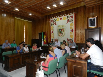 El Pleno aprueba el Reglamento de organizacin que pone en marcha el Servicio de Atencin al Ciudadano (S.A.C.)