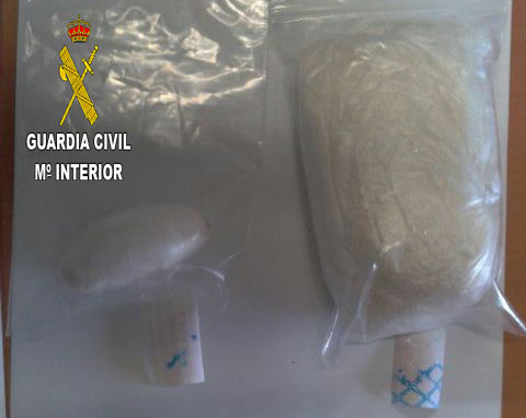 Noticia de Almería 24h: La Guardia Civil detiene a una persona cuando portaba cerca de 200 gr. de cocaína