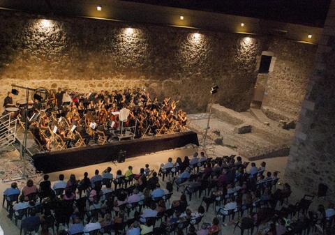 La Orquesta Joven de Almera cautiv a los asistentes del III Festival de Solidaridad Entrepitas